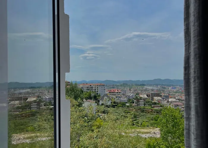 Imperium Shkoze (Tirana)