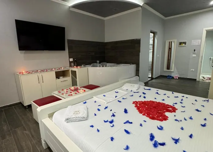 Imperium Shkoze (Tirana)